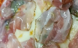 Trancio focaccia con pancetta steccata