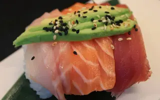 41. Chirashi don