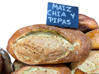 Pan Maiz,Chia Y Pipas