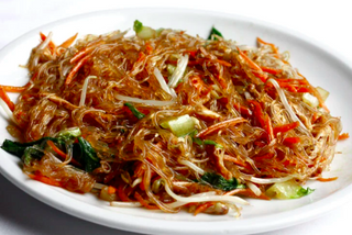 Vermicelli di soia con verdure cinesi miste 