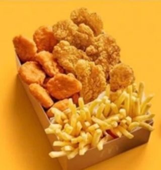 ***12 pezzo Pollo party boxحلال+ Patatine & bibite 