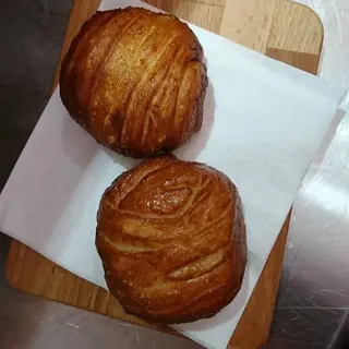 25. Pan Chino