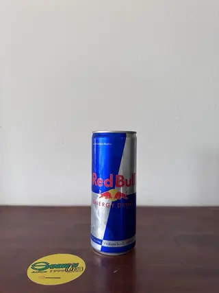 Red bull energetski napitak 0,33 l