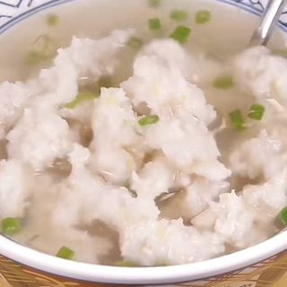 zuppa di yuwan（鱼丸汤）