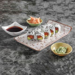 Salmón To Avocado (8 Pzs.)