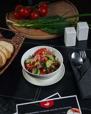 Зеленый салат