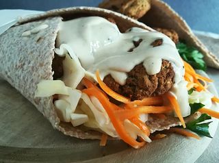 Piadina Falafel Master Veggie Roll