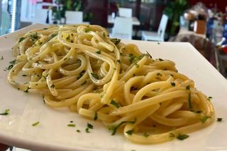 Aglio, olio e peperoncino