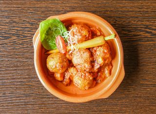 Albóndigas Con Sanfaina
