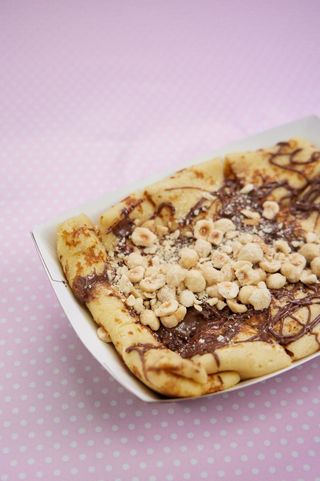 Clătită cu Nutella și alune de pădure