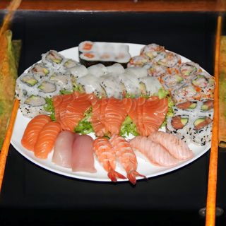 Sushi misto 51 pezzi(89)