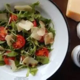 salata rucula roșii cherry parmezan "NOU"