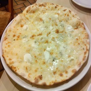 Pizza 4 quesos (32cm)