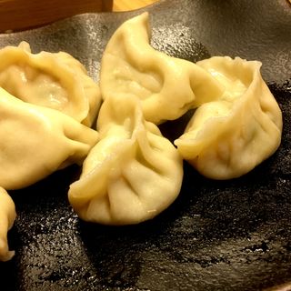 Gyozas al vapor rellenas de carne de cerdo y verdura (6 unidades)