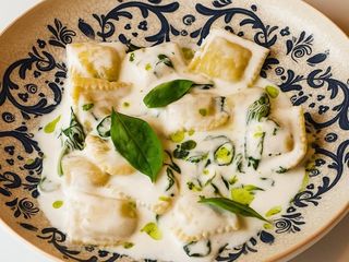 Равіолі з куркою у Вершковому соусі (250г)