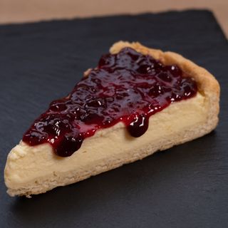 Tarta de Cheesecake con Frutos Del Bosque.