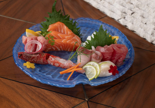 Sashimi misto - 12 pezzi