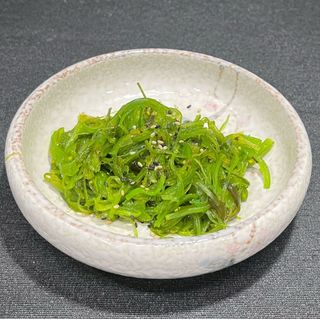 4. Ensalada De Algas Wakame