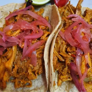 Orrden 3 PIEZAS Tacos de Cochinita