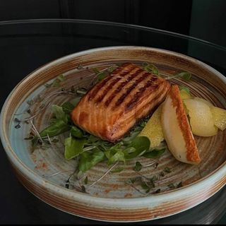 Лосось на гриле / Somon la grill