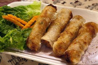 Involtini primavera fritti con maiale 2pz