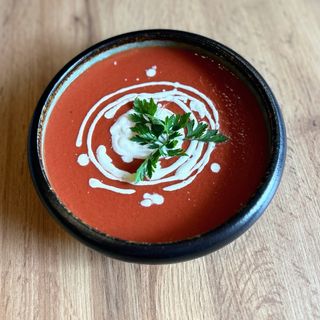 POMIDOROWA Z MAKARONEM 