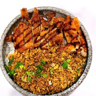 RISO CON POLLO TERIYAKI