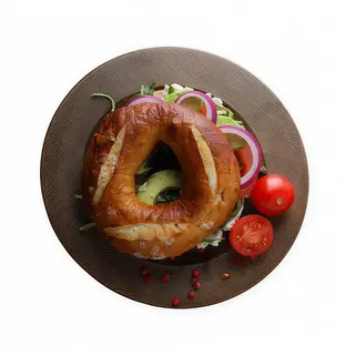 Rosquita De Filetes De Lomo, Jamón Serrano, Pimientos Fritos, Mahonesa
