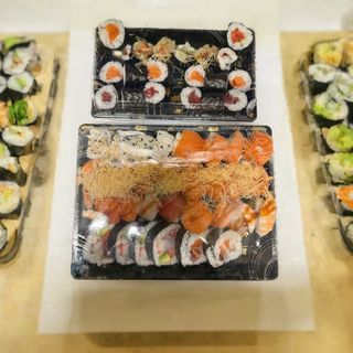 510. Vassoio maki misto - 64pezzi