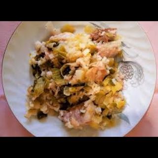 Свинско месо с праз и ориз