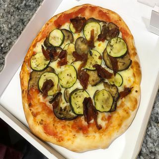 Pizza Caprichosa