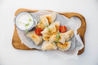 Смажені вареники з картоплею та сметаною (220/70г)