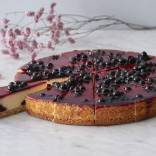 Torta cheesecake ai frutti rossi