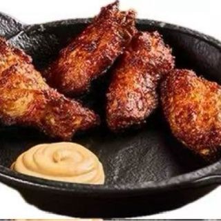 124. Chicken wings 4 pezzi