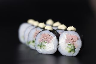 ФУТОМАКІ з грильованим тунцем