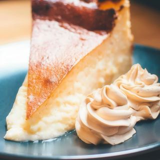 Tarta De Queso Horno Con Helado De Dulce De Leche