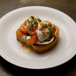 Яйця Бенедикт 