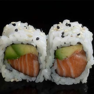 324A. Uramaki salmone spicy - 4 pezzi