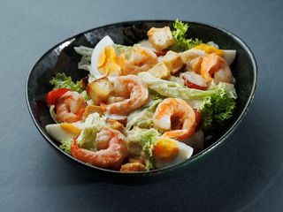 САЛАТ ЦЕЗАР з КРЕВЕТКОЮ (230g)