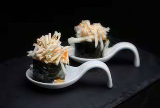 N.71 Gunkan spicy surimi 2 pezzi