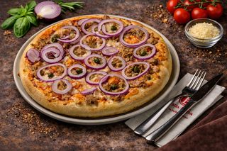 Pizza Tonno e Cipola Grande