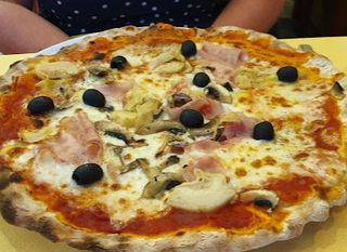 Pizza Quattro stagioni