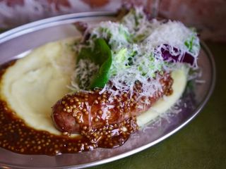 Сосиска з картопляним пюре (400g)