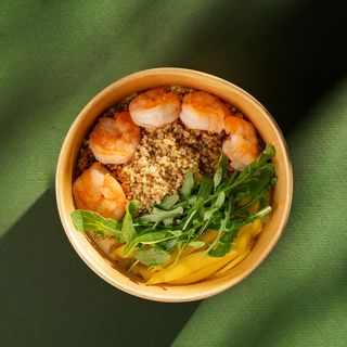 კრევეტების სალათი