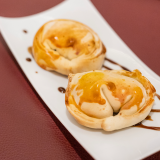 Fatayer De Atún Con Tomate Y Cebolla (2 Uds.)