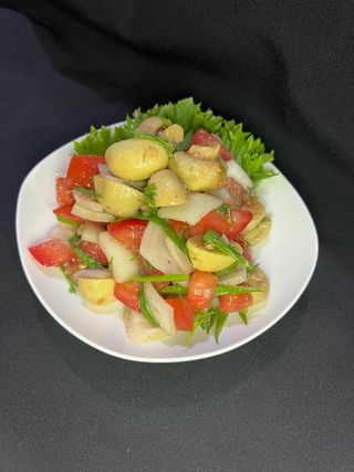 Шампиньоны с помидорами