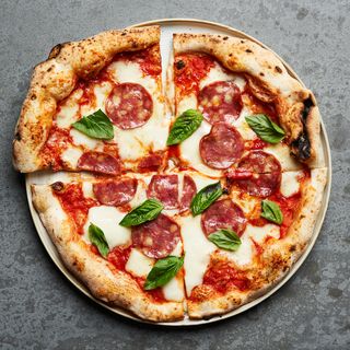 Pizza Salami