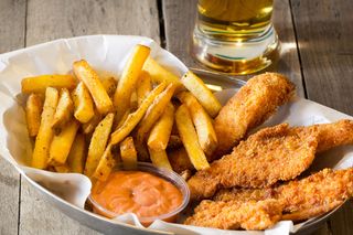 Chicken Fingers Y Patatas Braves