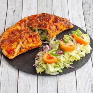 Calzone De Atún (Mediana)
