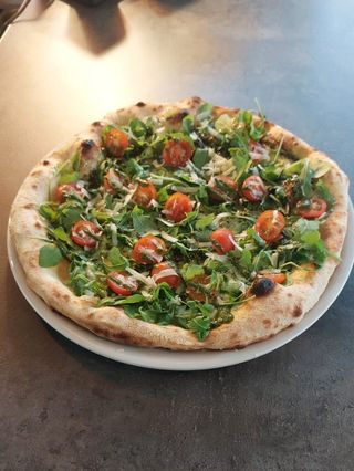 Pizza Genovese (33 Cm.)